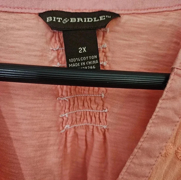 Bit and Bridle Pink Eyelet Bohemian Blouse Plus size 2X - Picture 3 of 6